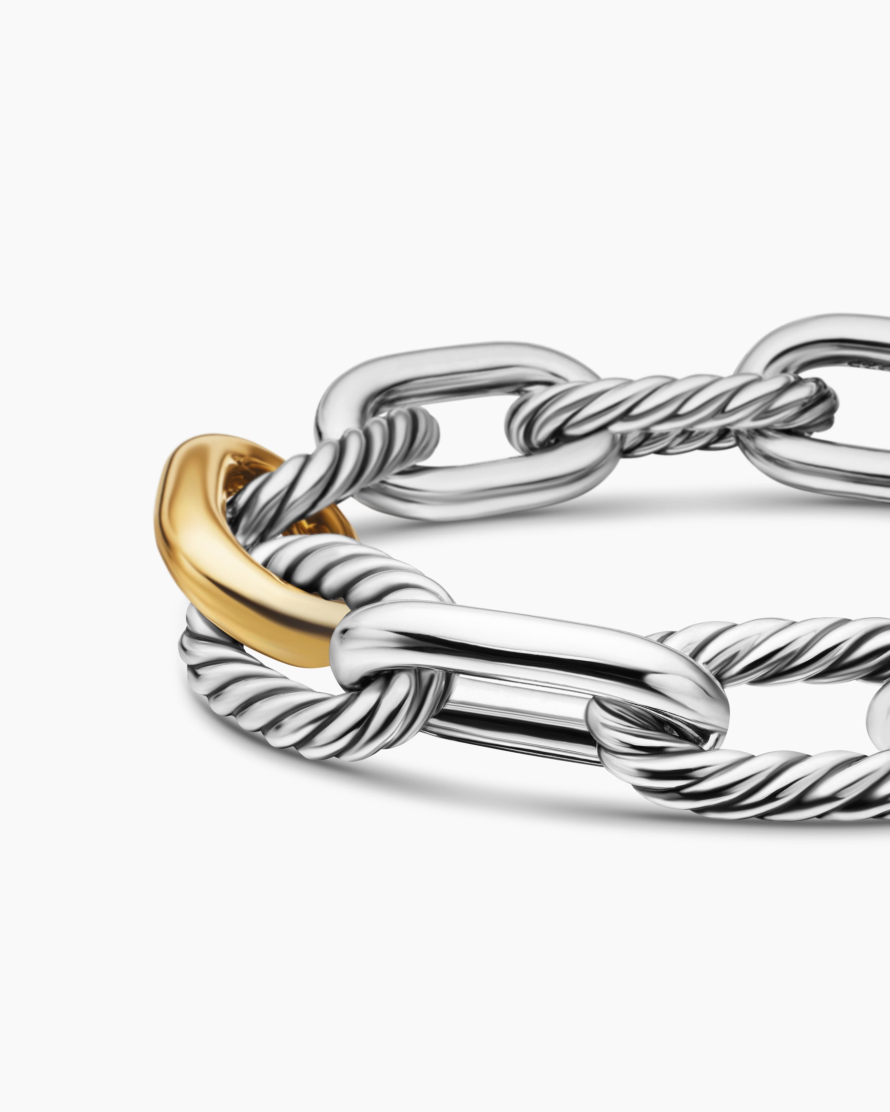 DY Madison Chain Bracelet in Sterling Silver with 18K Yellow Gold, 13.5mm - Image 7