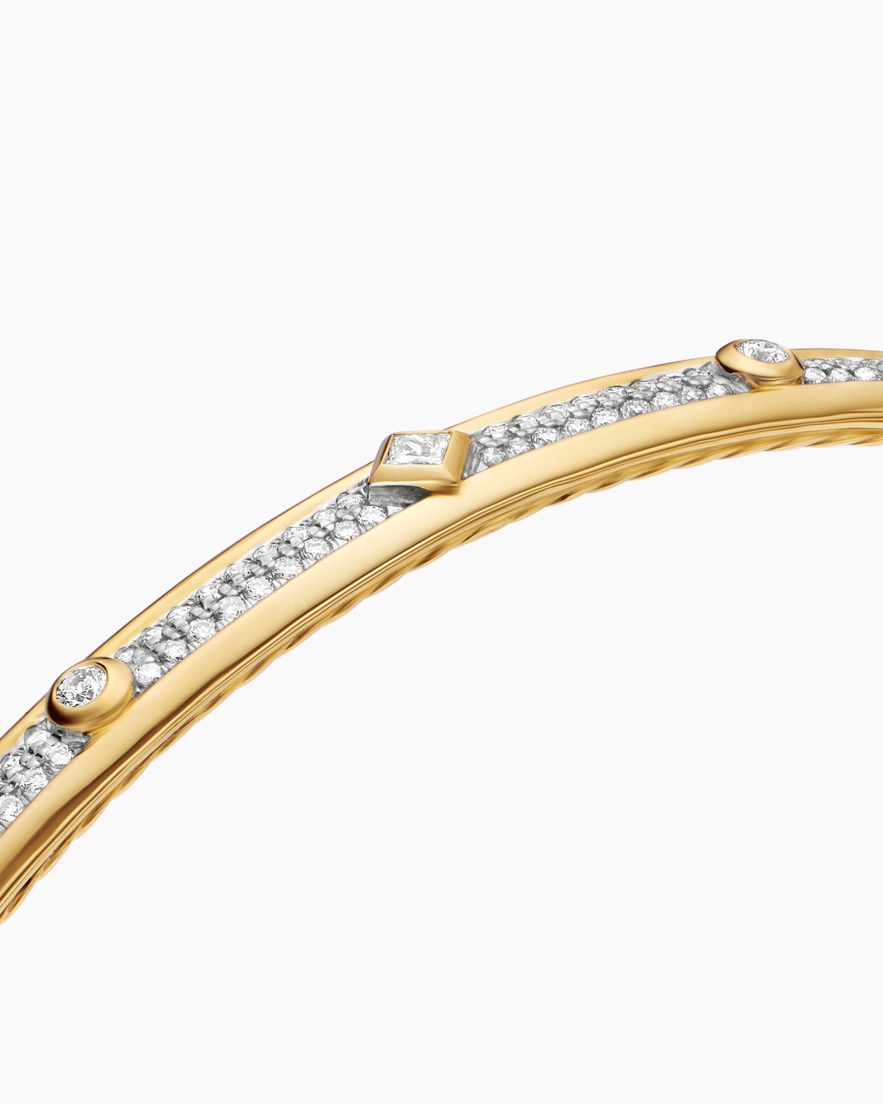Modern Renaissance Bangle Bracelet in 18K Yellow Gold with Full Pavé Diamonds, 4.5mm - Image 5