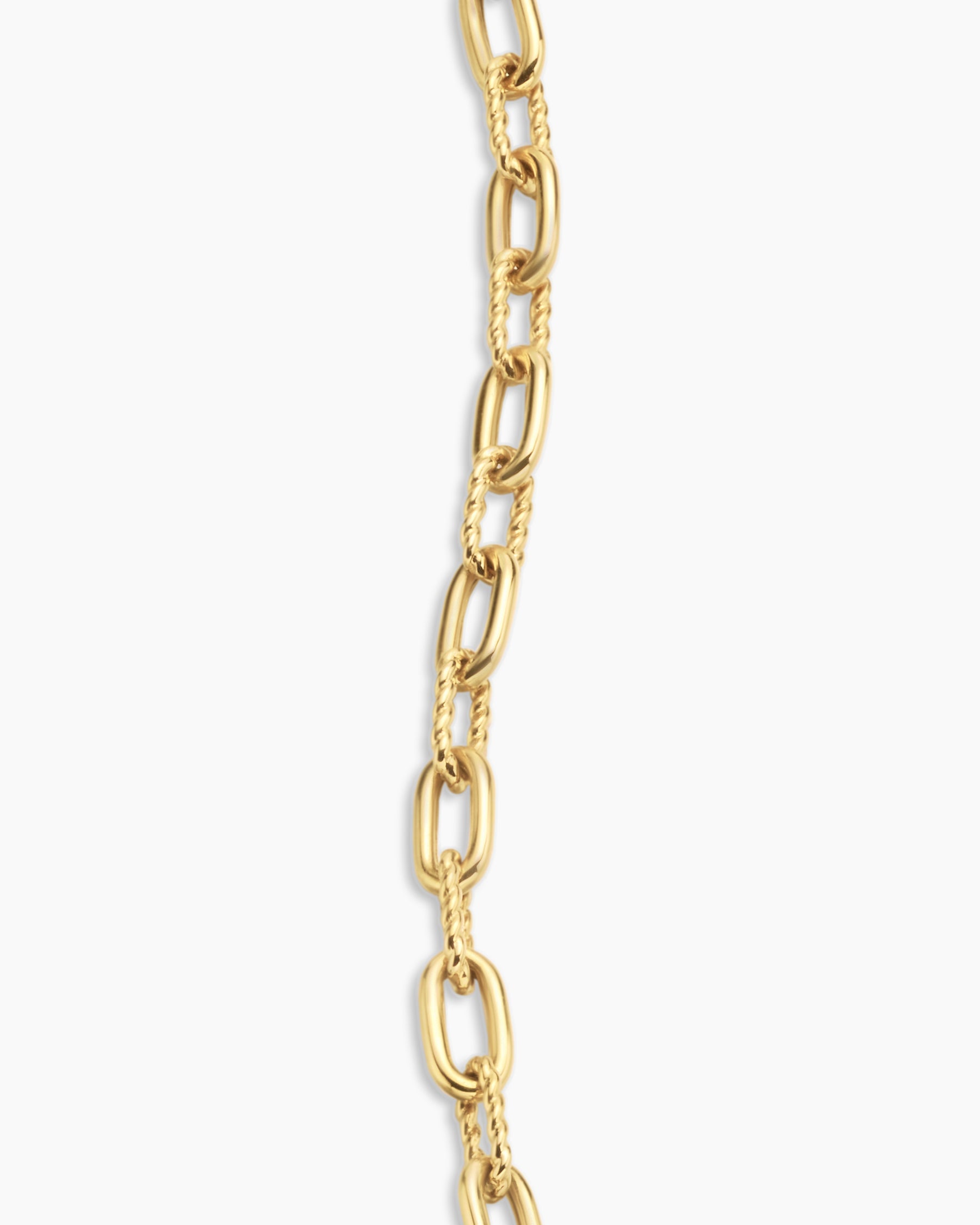 DY Madison Pavé Toggle Chain Bracelet in 18K Yellow Gold with Diamonds, 3mm - Image 6