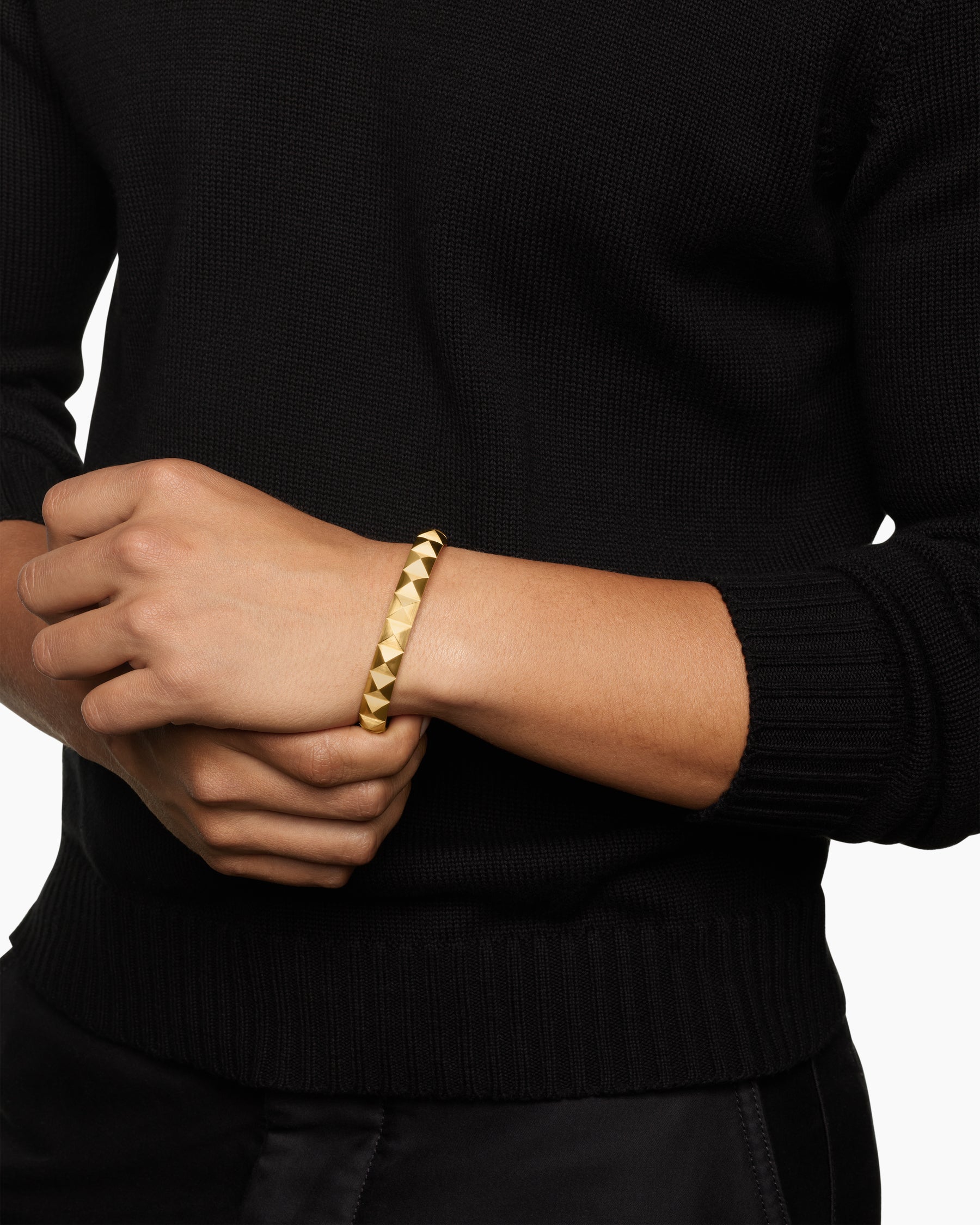 Pyramid Cuff Bracelet in 18K Yellow Gold, 9.3mm - Image 2