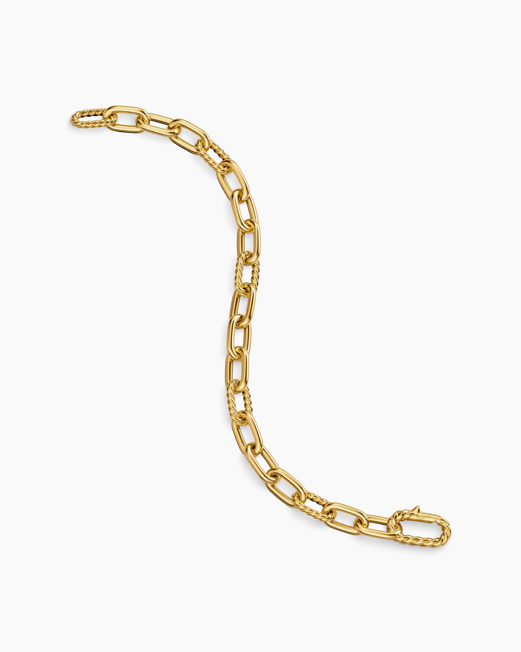 DY Madison Chain Bracelet in 18K Yellow Gold, 8.5mm - Image 4