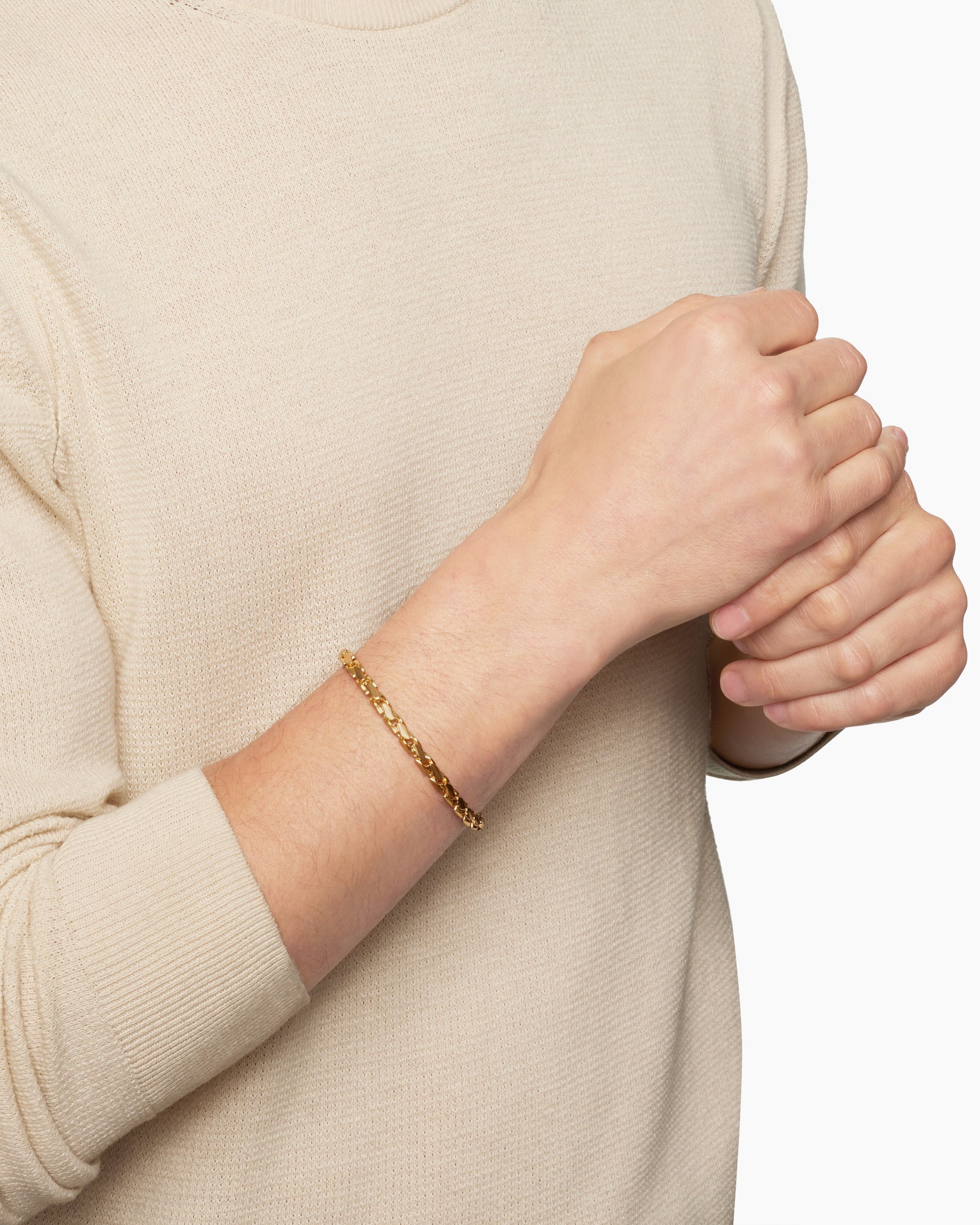 Alternative view of Fluted Chain Bracelet in 18K Yellow Gold, 5mm