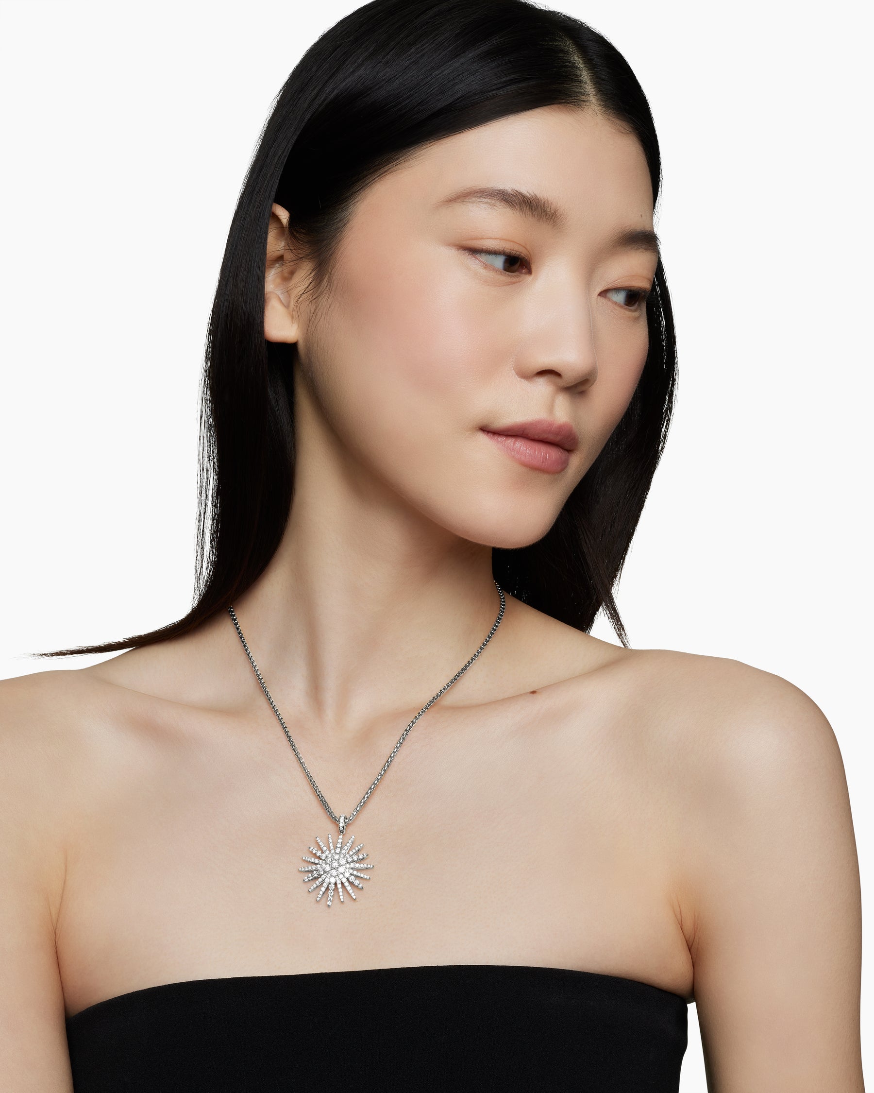 Starburst Pendant in 18K White Gold with Full Pavé Diamonds, 33.7mm - Image 2