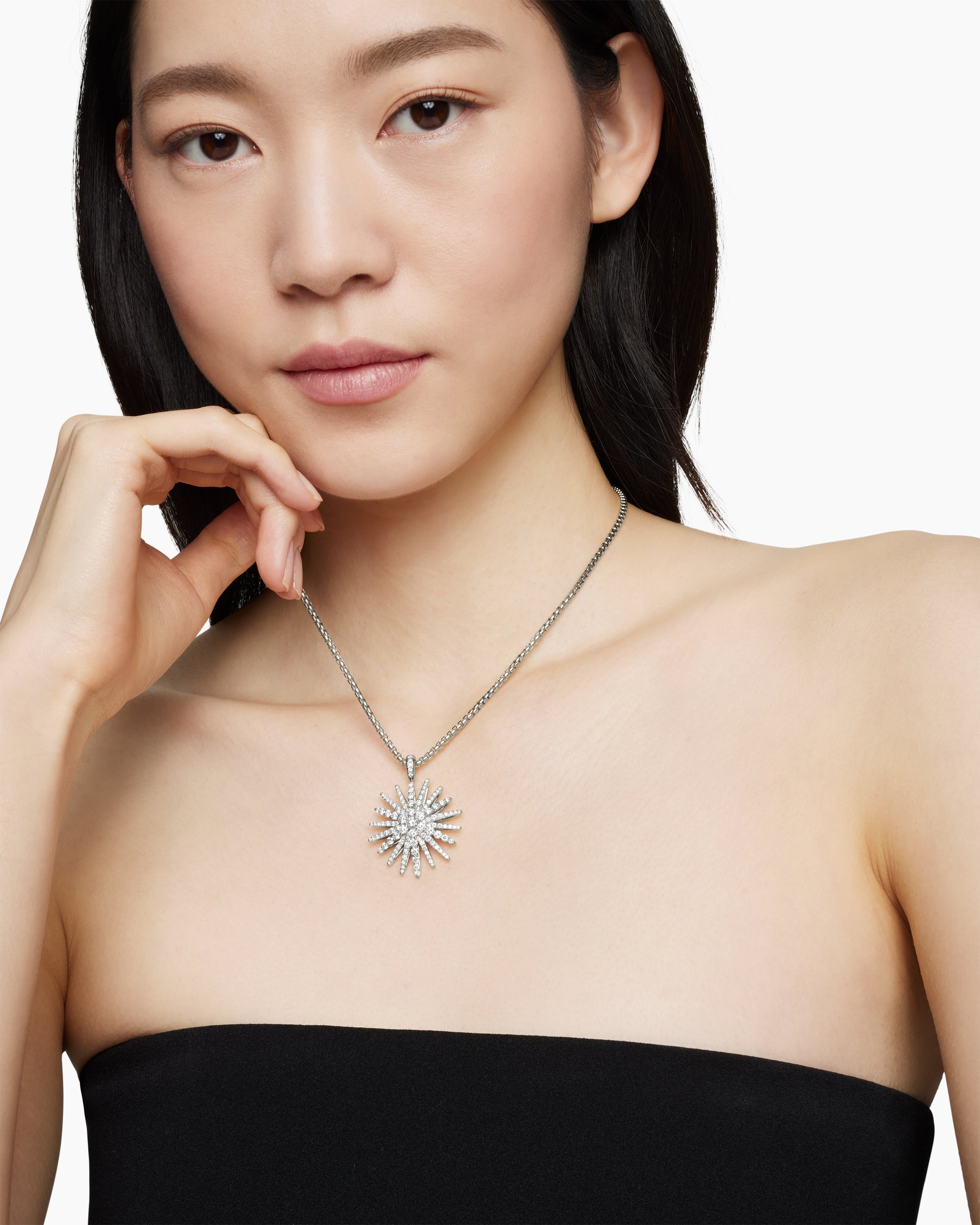 Starburst Pendant in 18K White Gold with Full Pavé Diamonds, 33.7mm - Image 7