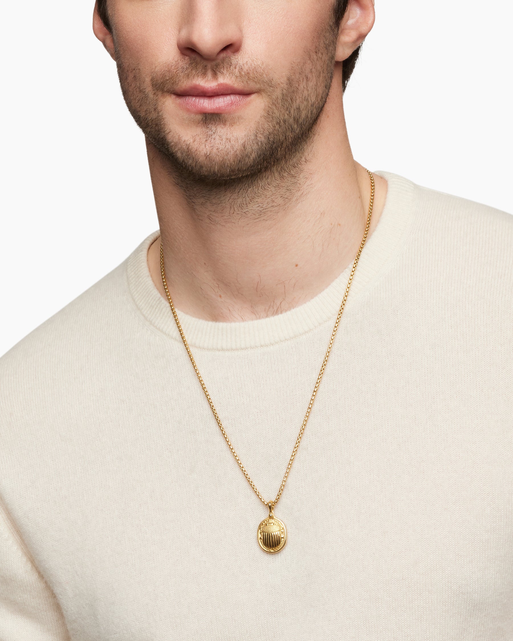 Alternative view of Petrvs Scarab Amulet in 18K Yellow Gold, 24mm