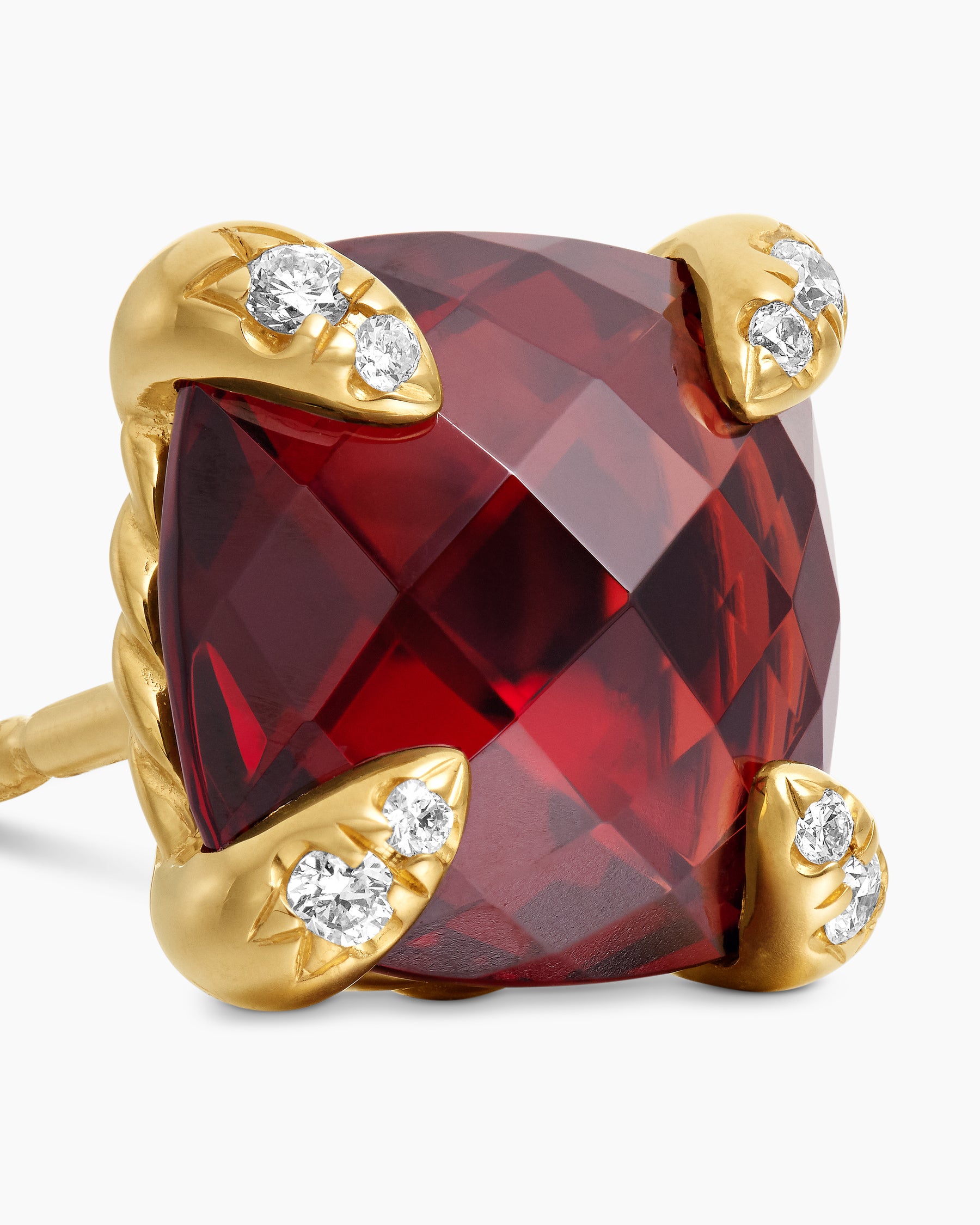 Chatelaine Stud Earrings in 18K Yellow Gold with Garnet and Diamonds, 8mm - Image 4
