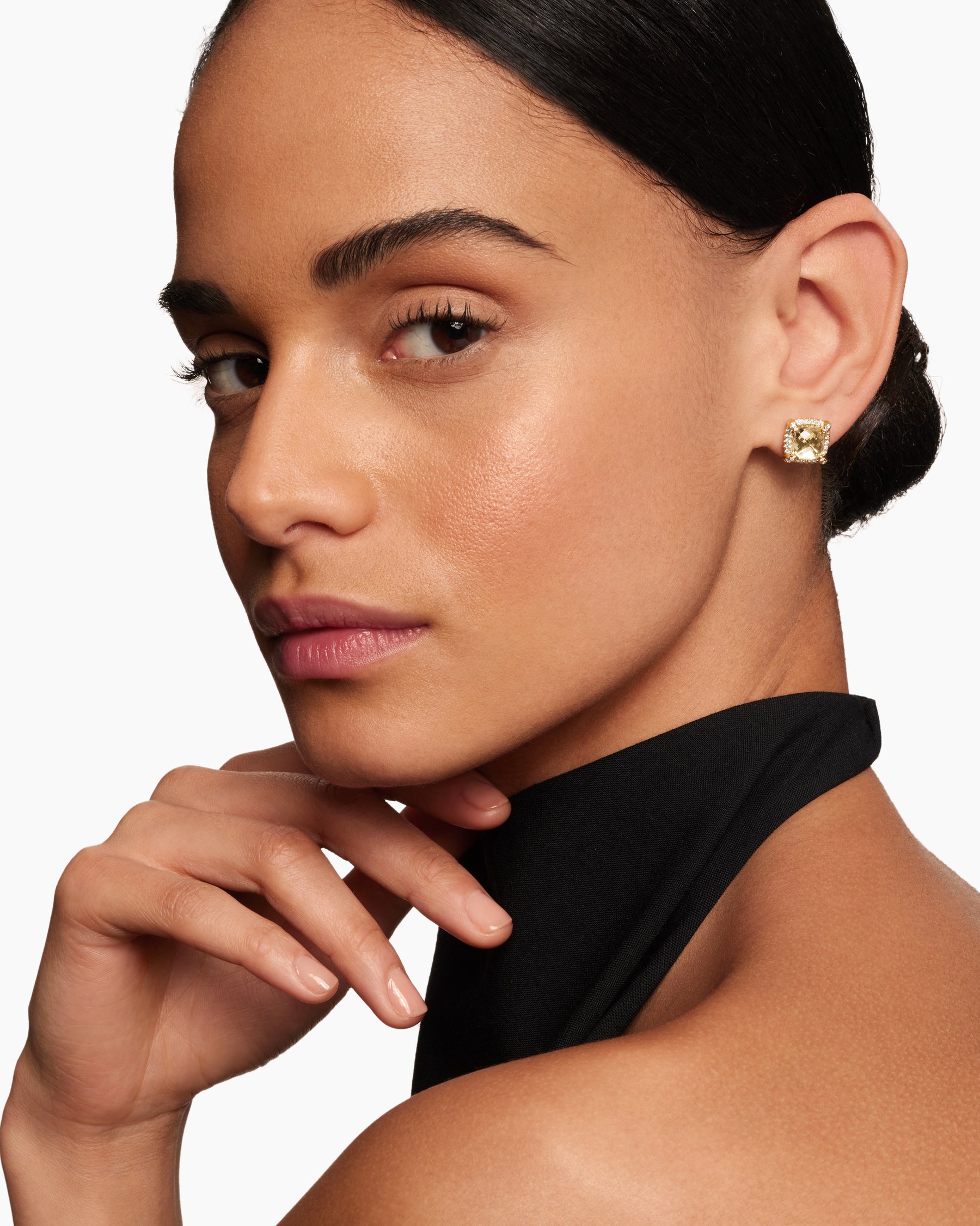 Chatelaine Pavé Bezel Stud Earrings in 18K Yellow Gold with Champagne Citrine and Diamonds, 8mm - Image 6