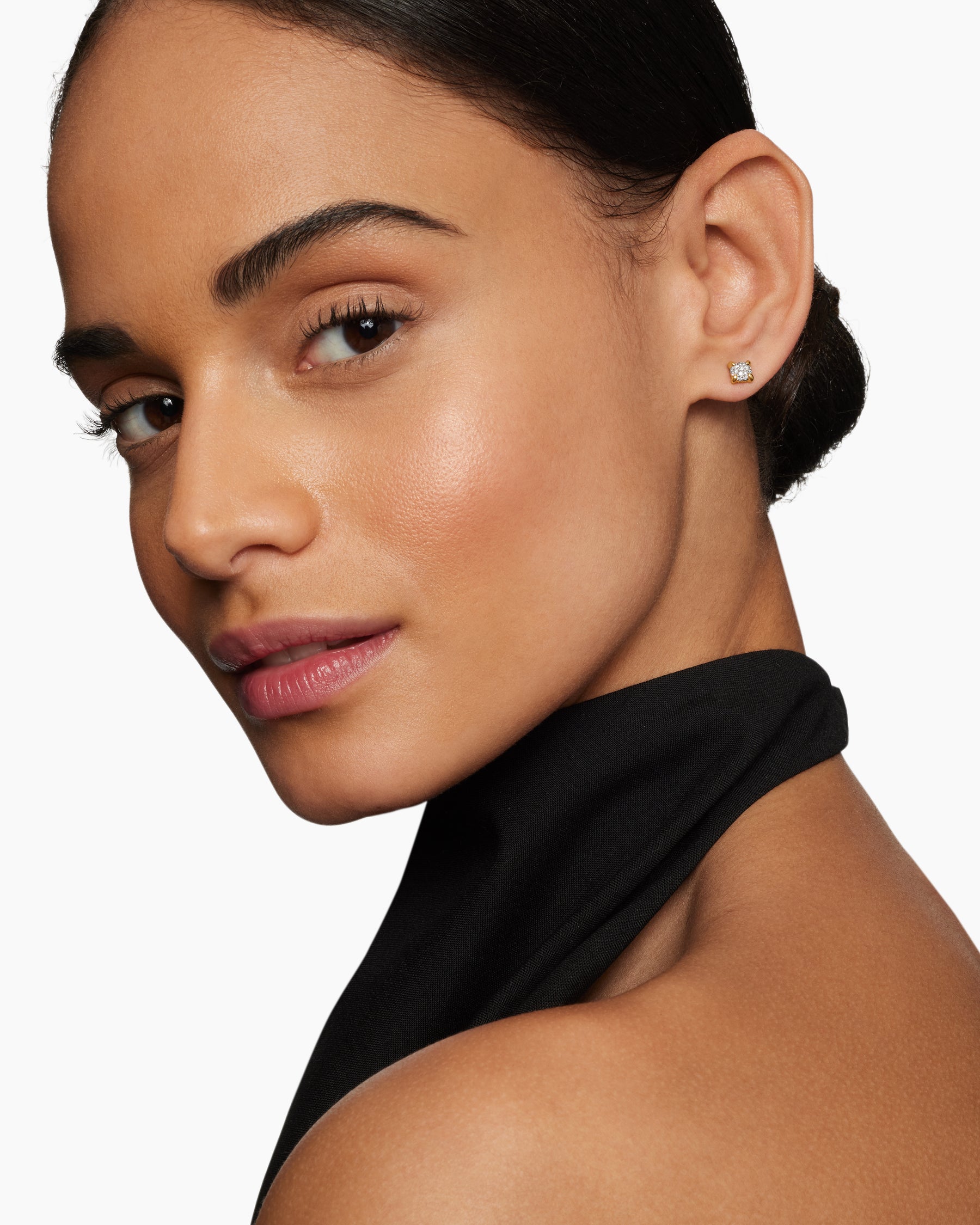 Alternative view of Petite Chatelaine Stud Earrings in 18K Yellow Gold with Pavé Diamonds, 5mm