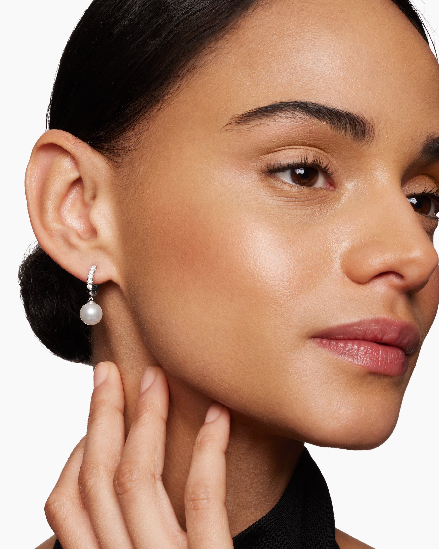 Pearl and Pavé Drop Earrings in Sterling Silver with Pearls and Diamonds, 15.6mm - Image 6