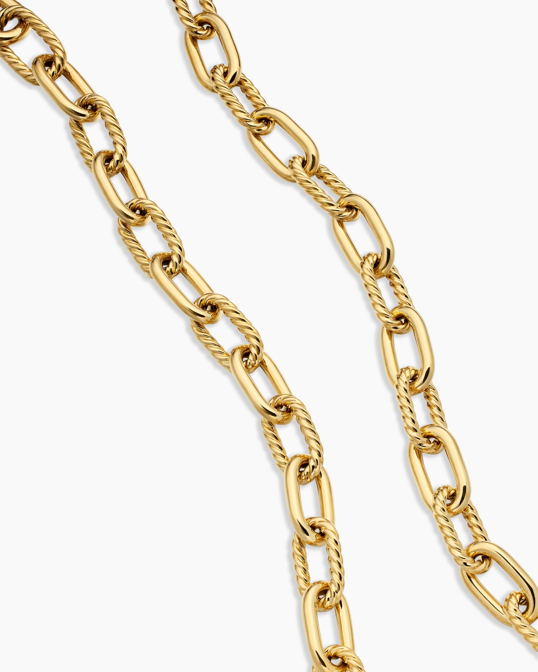 DY Madison Chain Necklace in 18K Yellow Gold, 11mm - Image 3