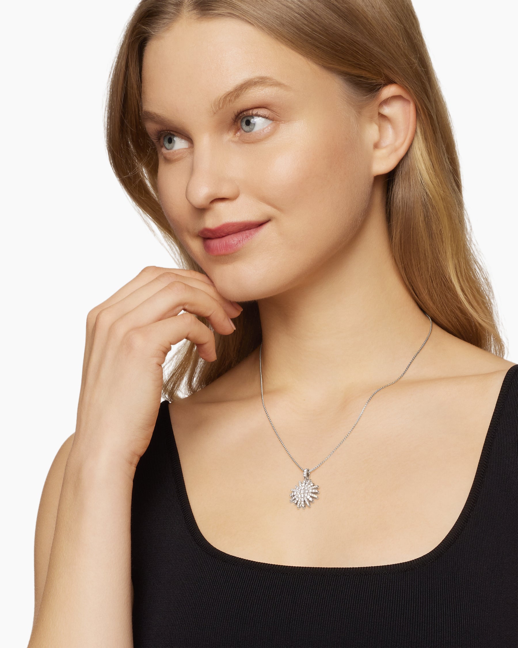 Starburst Pendant Necklace in 18K White Gold with Diamonds, 20mm - Image 2