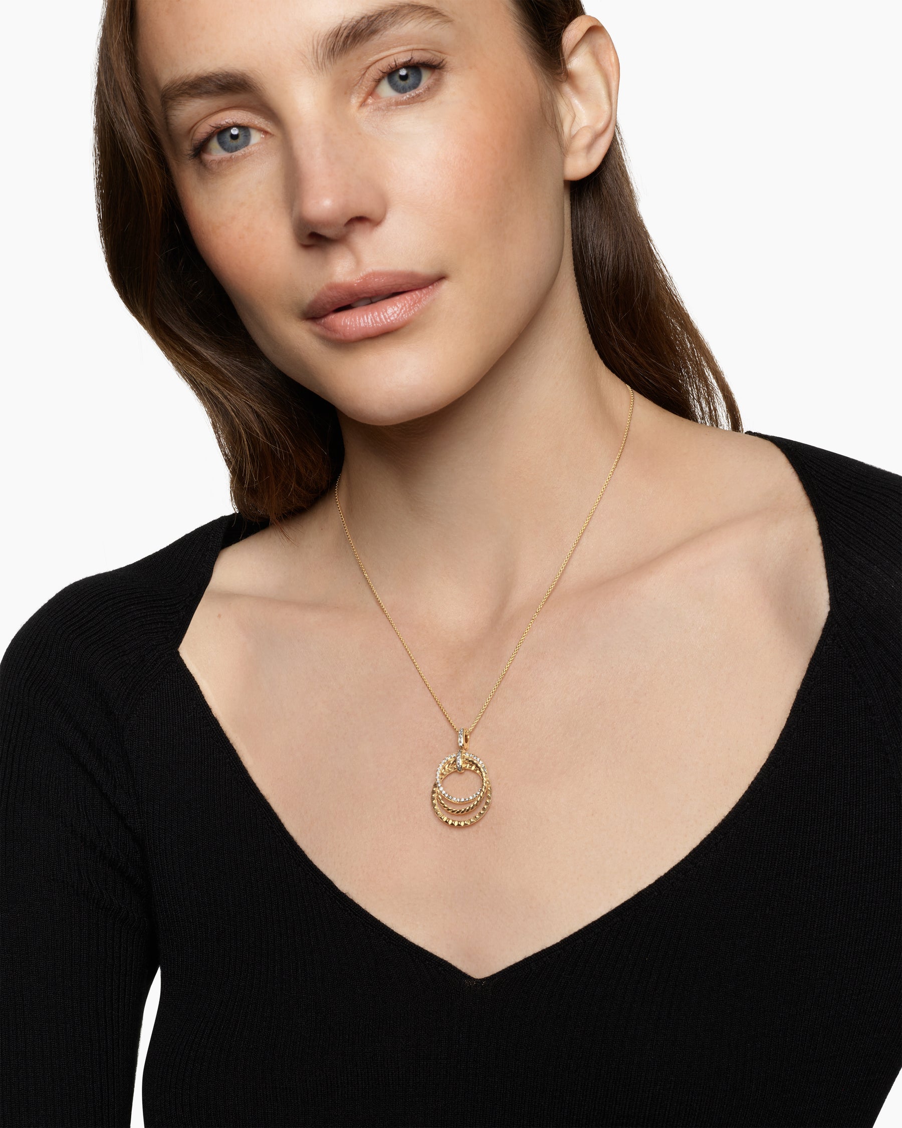 Alternative view of Crossover Trio Pendant Necklace in 18K Yellow Gold with Diamonds, 24mm