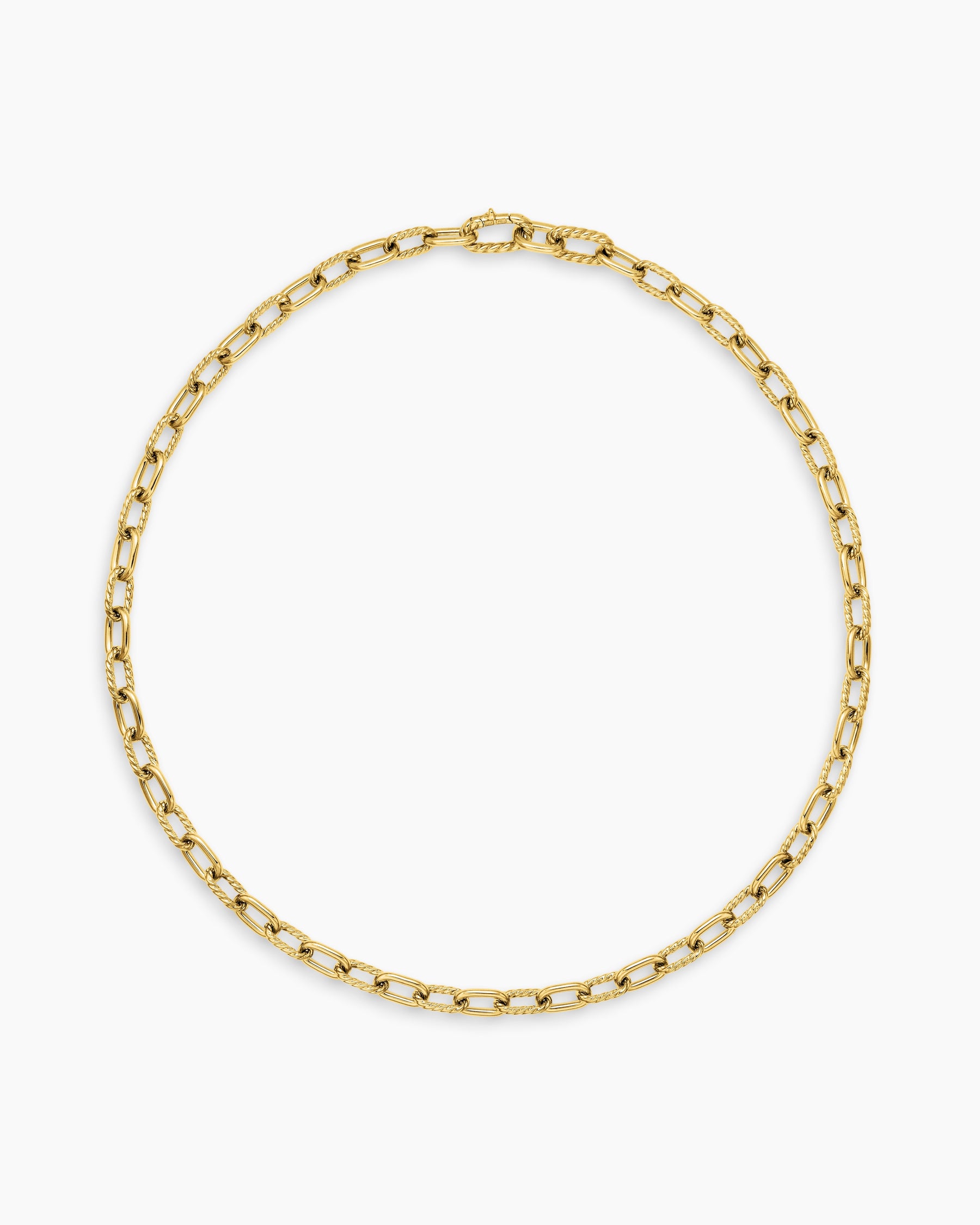 DY Madison Chain Necklace in 18K Yellow Gold, 8.5mm - Image 4