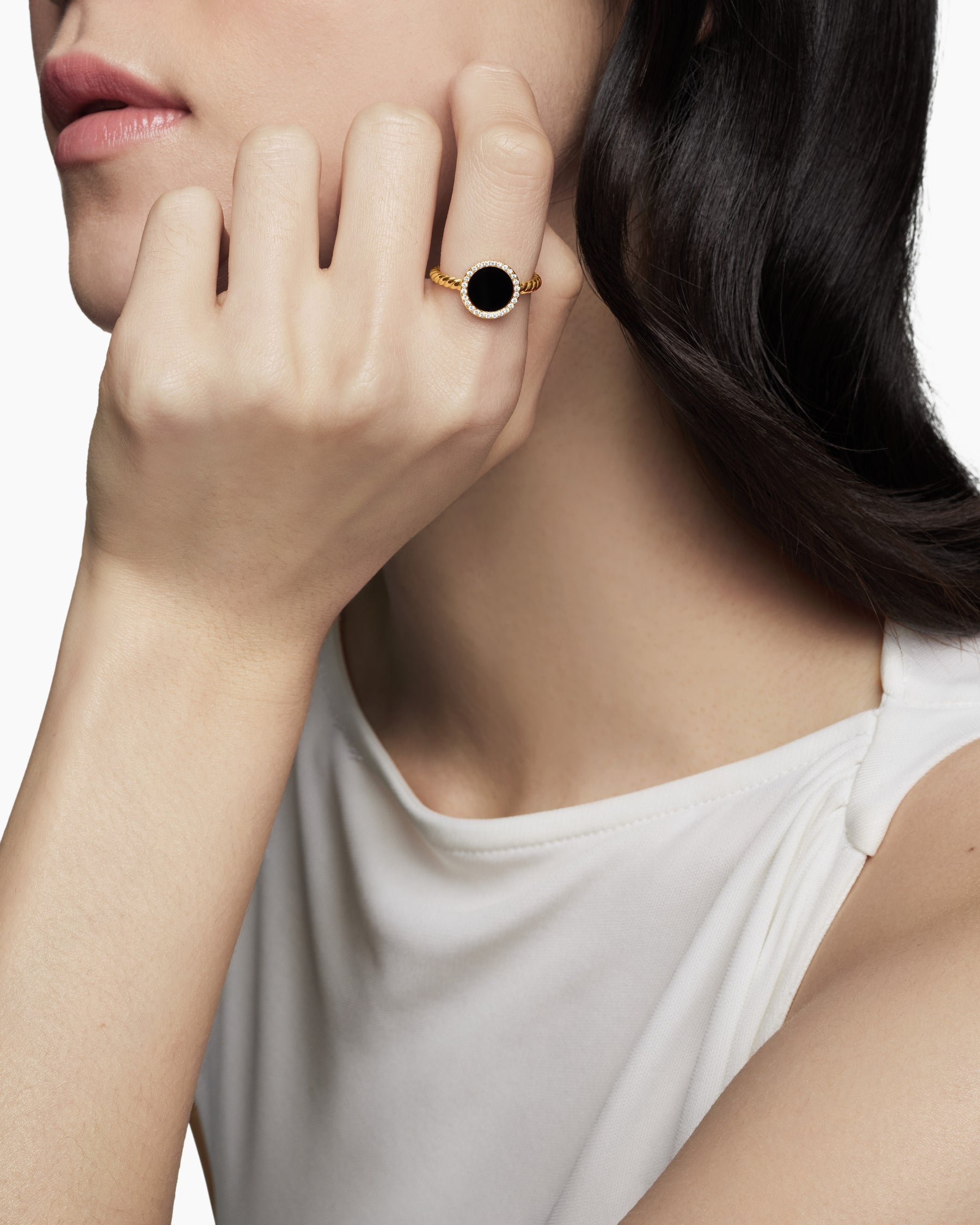 Petite DY Elements Ring in 18K Yellow Gold with Black Onyx and Diamonds, 11.3mm - Image 7