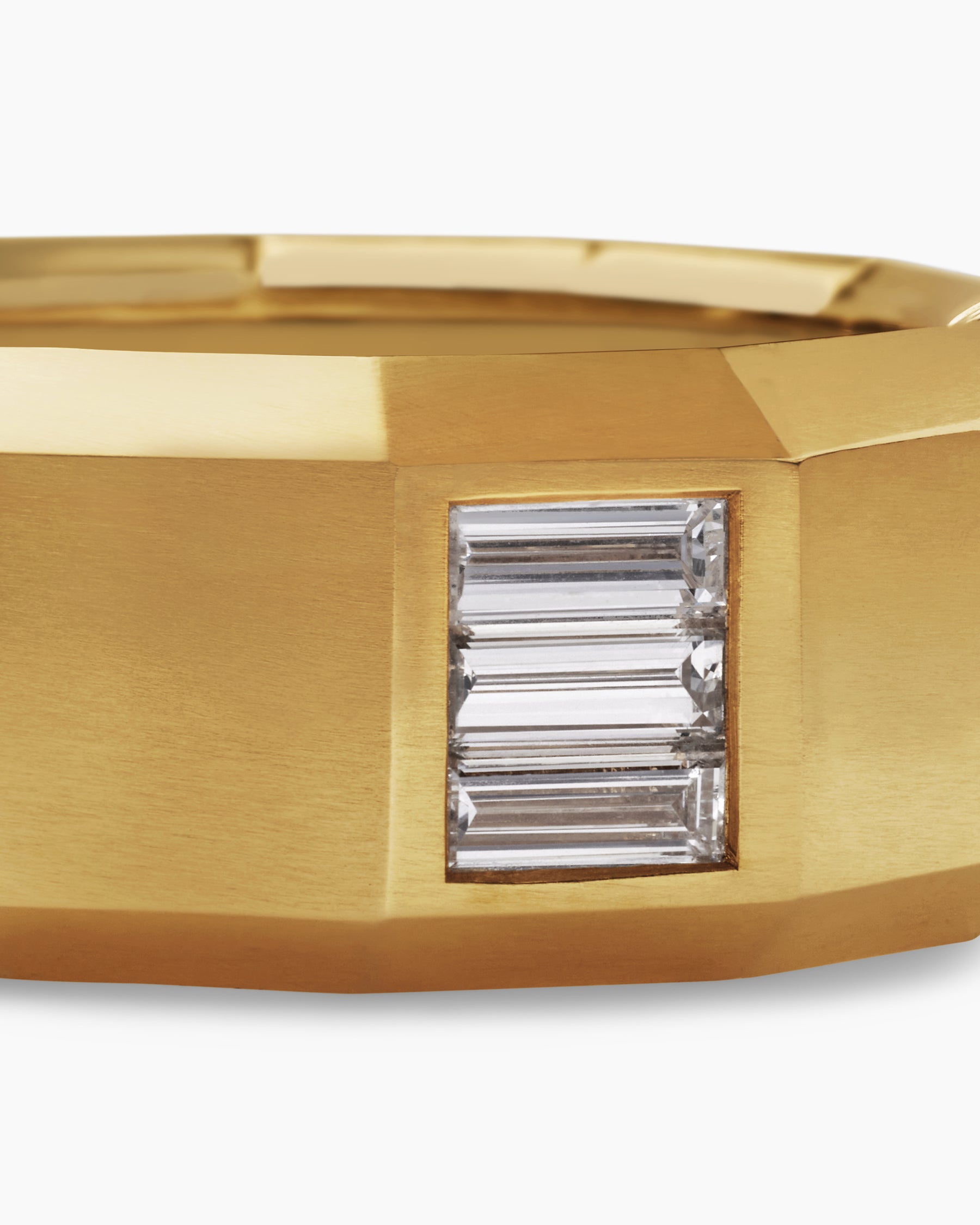 Faceted Band Ring in 18K Yellow Gold with Center Diamond, 10mm - Image 7